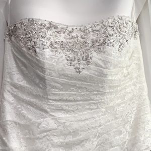 16w wedding dress veil shoes bra and underskirt